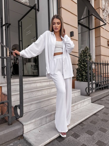 Елегантний брючний костюм білого кольору 27563 LAM