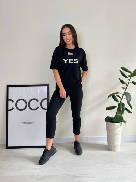 Легкий спортивный костюм черного цвета 27642