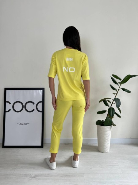 Легкий спортивний костюм жовтого кольору 27643 N