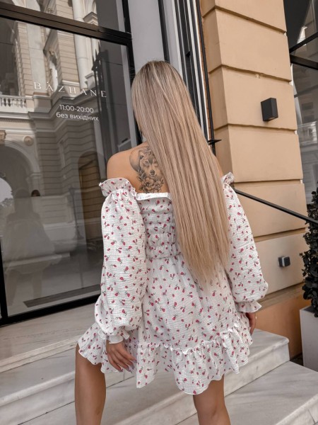 Муслинова сукня міні білого кольору в малинову квітку 27736 LAM