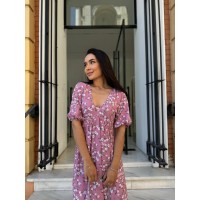 Легкое платье миди в крупный цветок пудрового цвета 28093