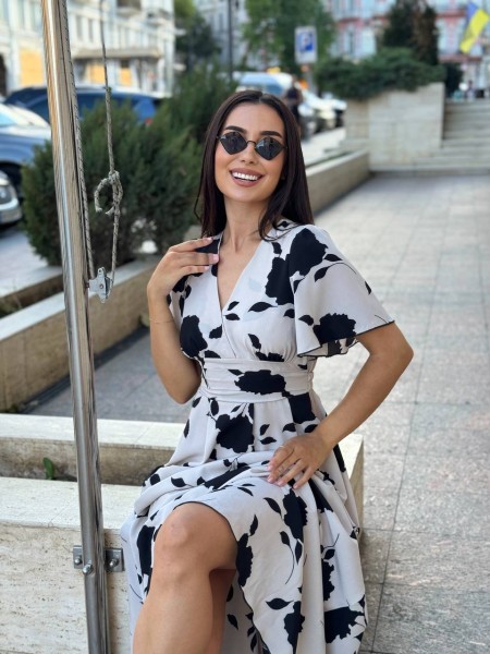 Прогулянкова жіноча сукня бежевого кольору 28365 N