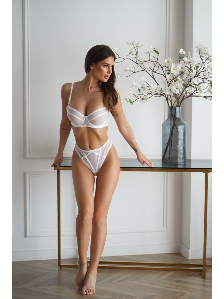 Чарiвний комплект жіночої бiлого кольору 28427 VL