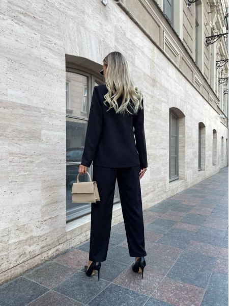 Стильний костюм двійка, чорного кольору 28625 АА