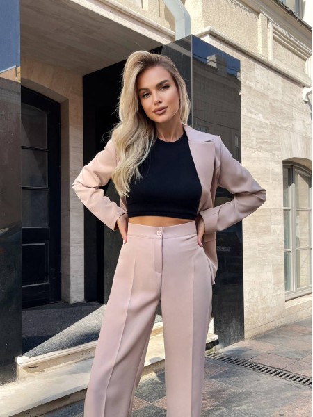 Стильний костюм двійка, бежевого кольору 28631 АА