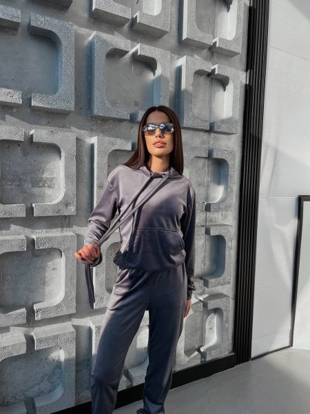 Спортивный велюровый костюм графитового цвета 28726