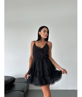 Легка сукня з декором мережива чорного кольору 28750