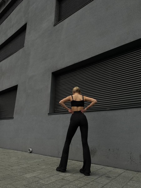 Стильні штани-лосiни чорного кольору 28816