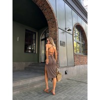 Привлекательное платье в стиле SKIMS с открытой спинкой кофейного цвета 28824