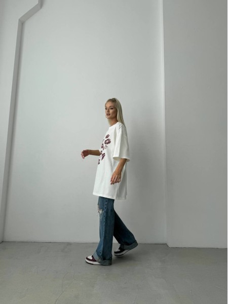 Бавовняна футболка з принтом білого кольору 28845