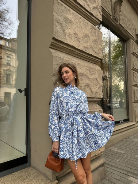 Витончена легка сукня блакитного кольору 28872