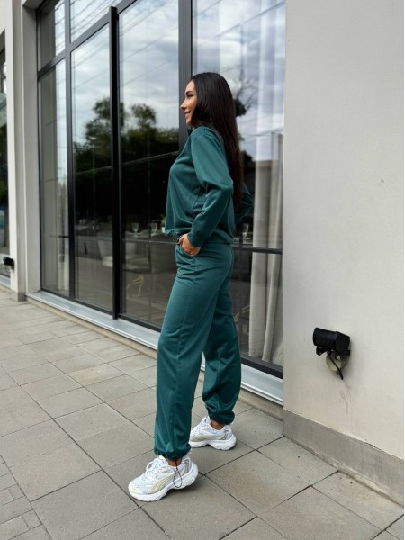 Женский спортивный костюм из трикотажа изумрудного цвета 29182
