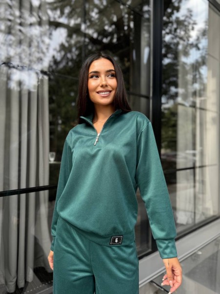 Женский спортивный костюм из трикотажа изумрудного цвета 29182