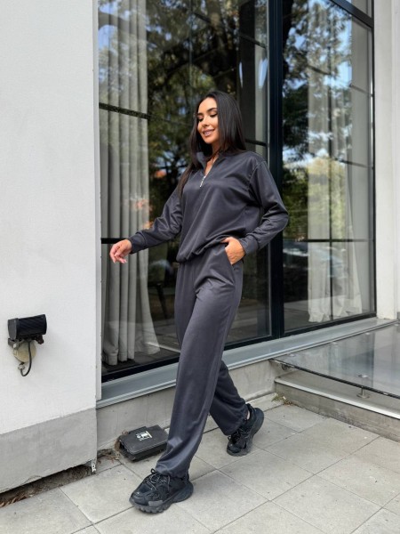 Женский спортивный костюм из трикотажа графитового цвета 29185