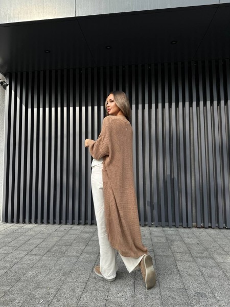Подовжений в'язаний кардиган кавового кольору 29194