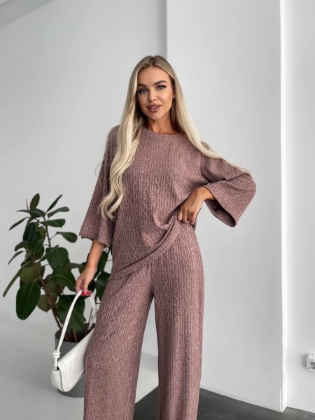 Жіночий прогулянковий костюм вільного крою кавового кольору 29208