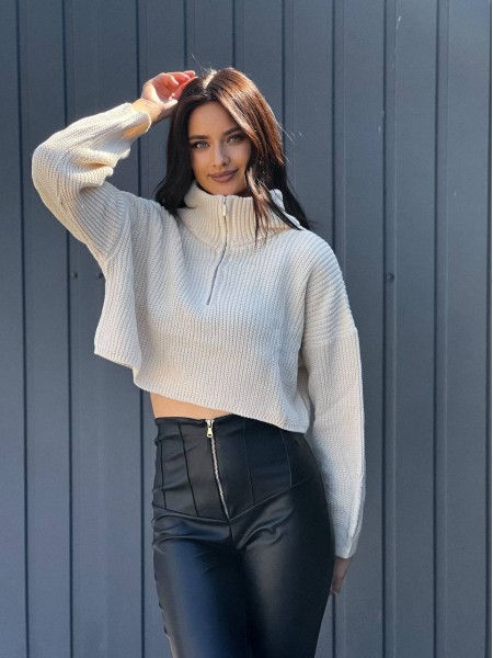 Укорочений жіночий светр на блискавці молочного кольору 29284