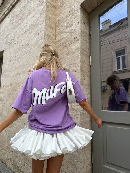 Жіноча футболка з написом фіолетового кольору 29352