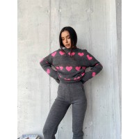 В'язаний жіночий костюм з серцями графітового кольору 29418