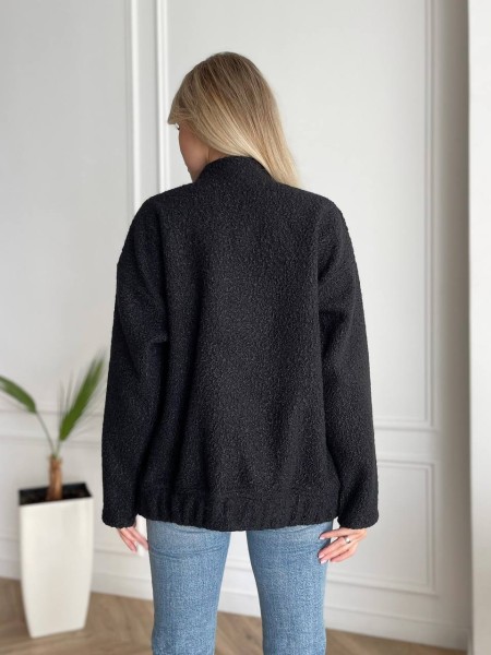 Жіночий бомбер з букле баранчика чорного кольору 29528