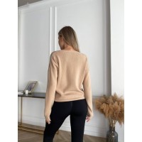 Женский свитер на затяжках бежевого цвета 29549