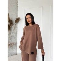 Женский прогулочный костюм из теплого трикотажа бежевого цвета 29705