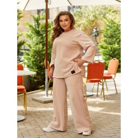 Женский прогулочный костюм из теплого трикотажа молочного цвета 29709