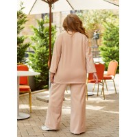 Женский прогулочный костюм из теплого трикотажа молочного цвета 29709