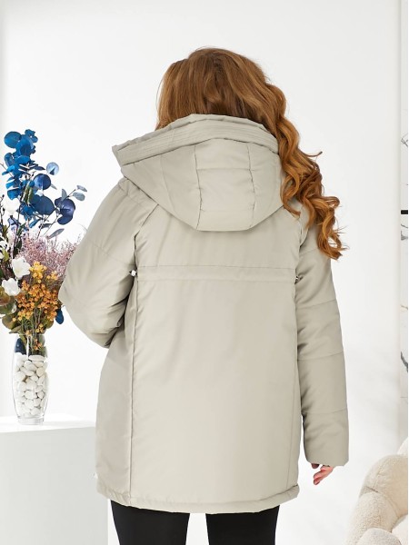 Жіноча зимова куртка з капюшоном бежевого кольору 29756