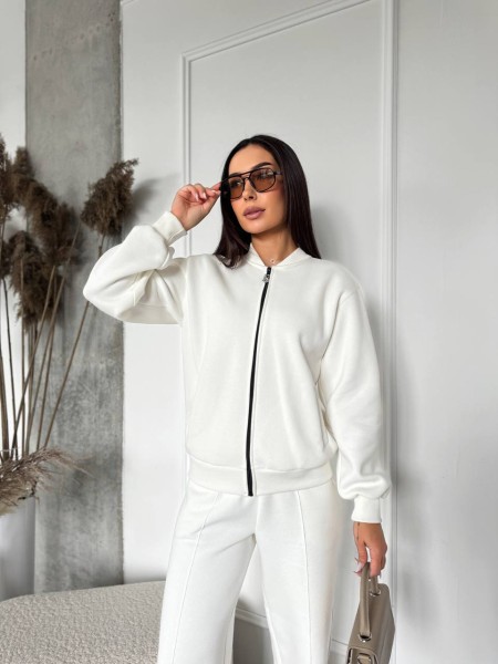 Женский теплый костюм на змейке молочного цвета 29778