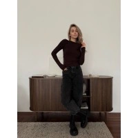 Жіночий легкий лонгслів коричневого кольору 30646