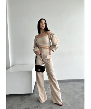 Костюм топ + штани бежевого кольору 24320